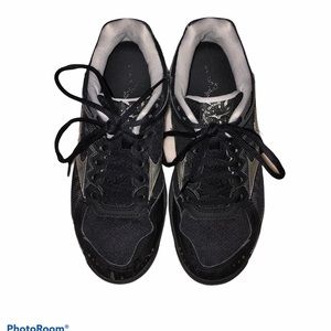 Mizuno Wave Supersonic women’s volleyball shoes 👟